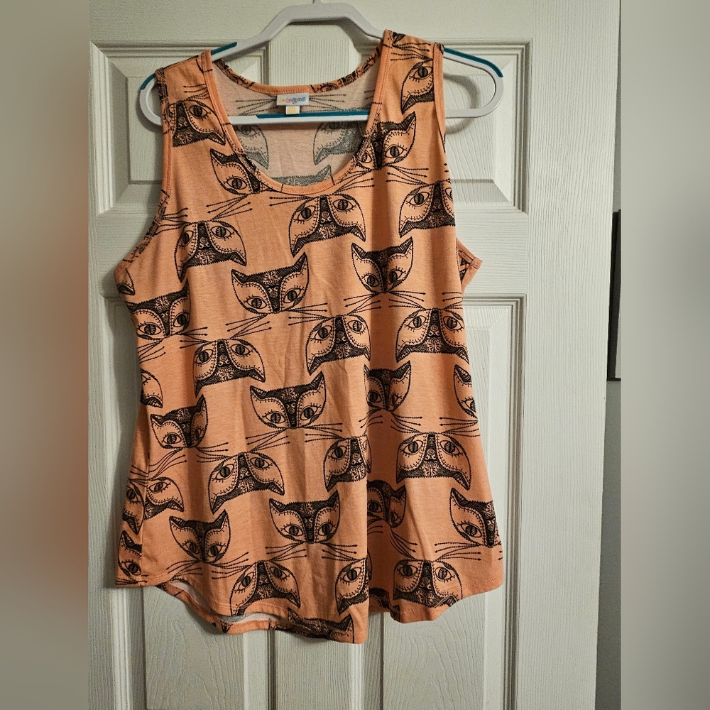 LuLaRoe Tank top Cat print sixe 3x
